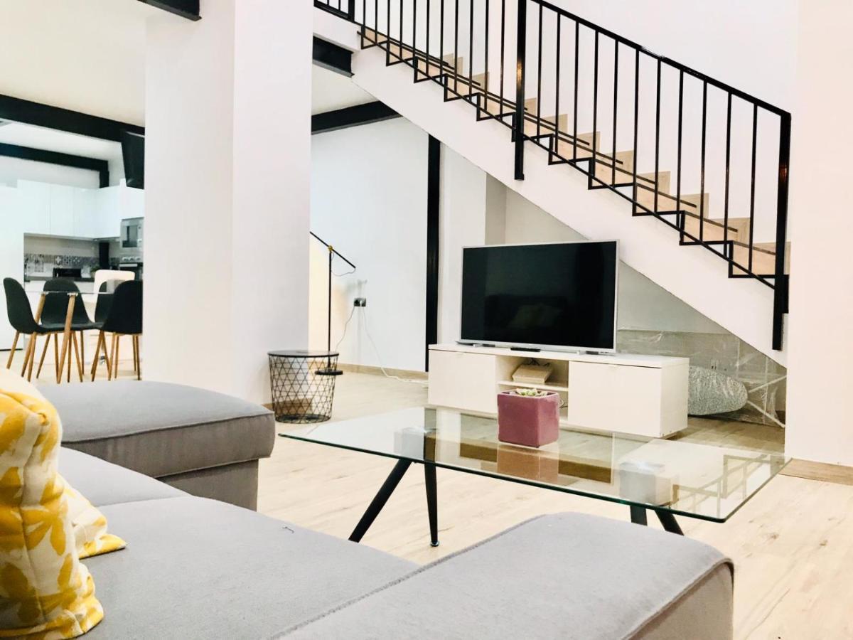 Modern & Spacious Apartment In Plaza De La Merced Malaga Exterior photo